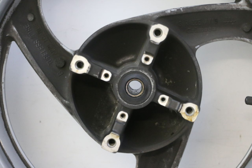 photo de OBRĘCZ PRZEDNIA I OPONA HONDA FES S-WING SWING ABS 125 (2007 - 2015) - Kontrola wizualna