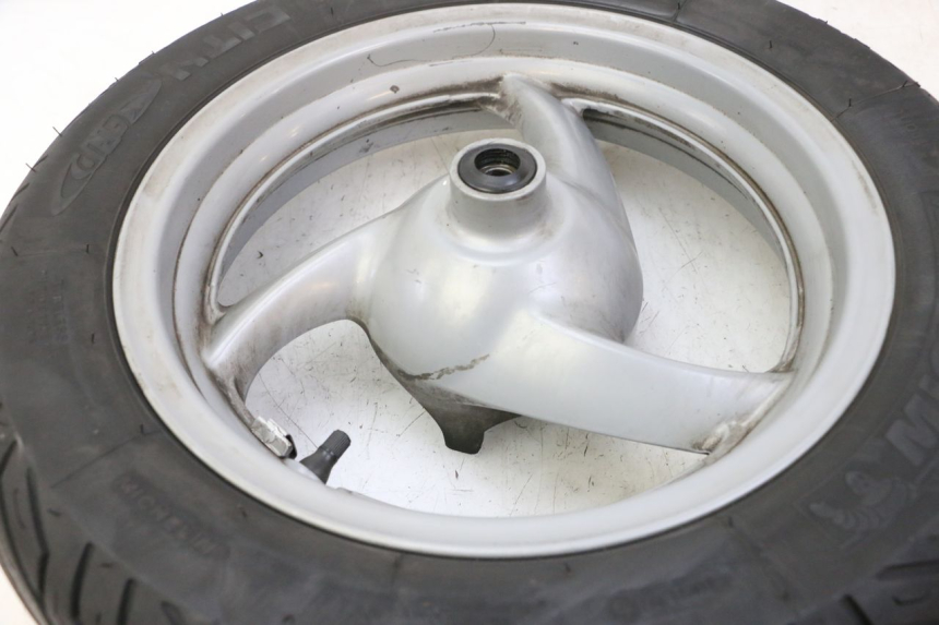 photo de OBRĘCZ PRZEDNIA I OPONA HONDA FES S-WING SWING ABS 125 (2007 - 2015) - Inny kąt widzenia