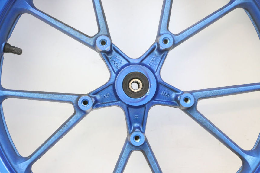 photo de OBRĘCZ PRZEDNIA I OPONA STAHO FH 50 (2018 - 2019) - Struktura - zbliżenie