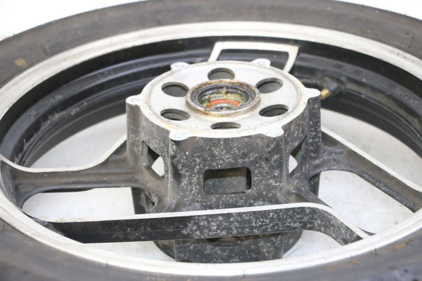 photo de OBRĘCZ PRZEDNIA I OPONA YAMAHA FJ 36Y 1100 (1984 - 1985) - Stan powierzchni