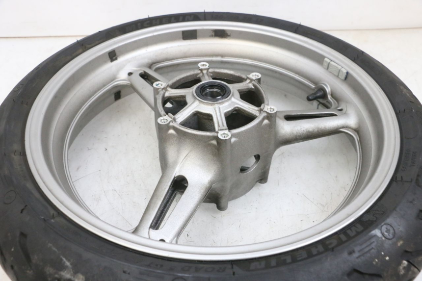 photo de OBRĘCZ PRZEDNIA I OPONA YAMAHA FJR ABS 1300 (2006 - 2012) - Inny kąt widzenia