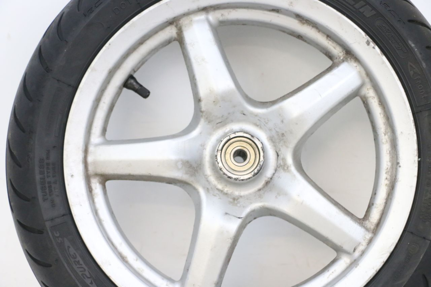 photo de OBRĘCZ PRZEDNIA I OPONA MBK FLAME X 125 (2007 - 2016) - Zbliżenie komponentów