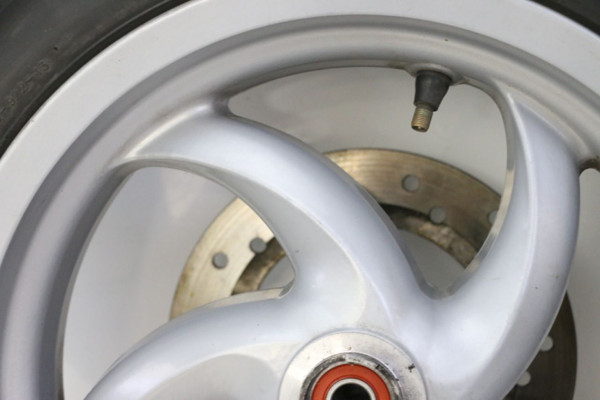 photo de OBRĘCZ PRZEDNIA I OPONA PIAGGIO FLY 2T 50 (2004 - 2017) - Część sprawdzona