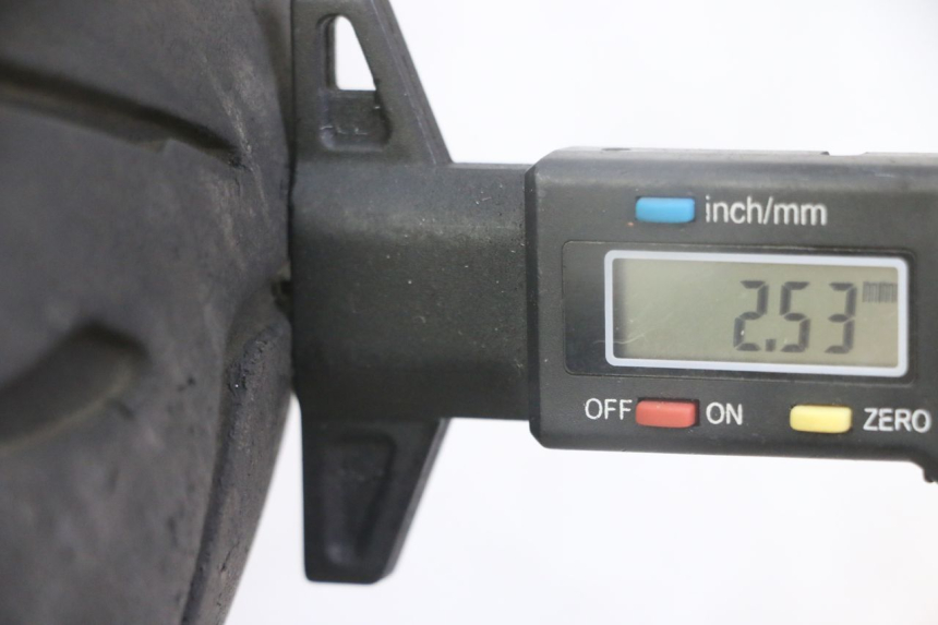 photo de OBRĘCZ PRZEDNIA I OPONA HONDA FORZA ABS 300 (2013 - 2017) - Zoom stanu zużycia