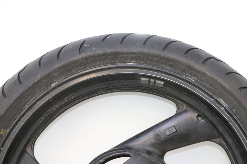 photo de OBRĘCZ PRZEDNIA I OPONA YAMAHA FZS FAZER 600 (2001 - 2003) - Zoom jakości