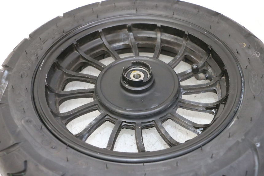 photo de OBRĘCZ PRZEDNIA I OPONA JM MOTORS MIA 50 (2017 - 2020) - Zbliżenie techniczne