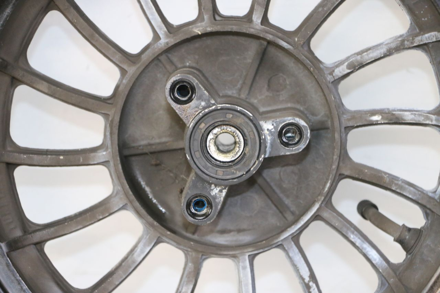 photo de OBRĘCZ PRZEDNIA I OPONA JM MOTORS MIA 50 (2017 - 2020) - Oznaczenia i referencje