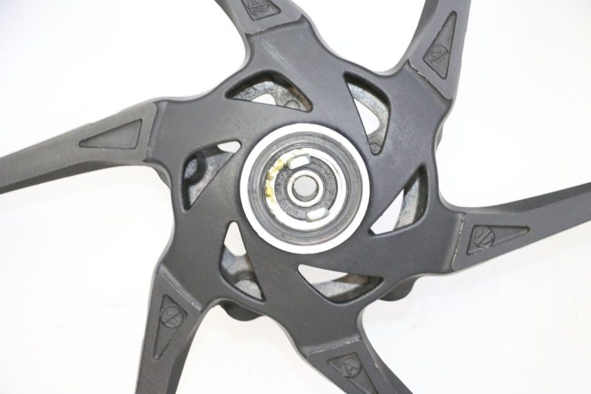 photo de OBRĘCZ PRZEDNIA I OPONA KIDEN KD125-G 125 (2018 - 2022) - Widok produktu