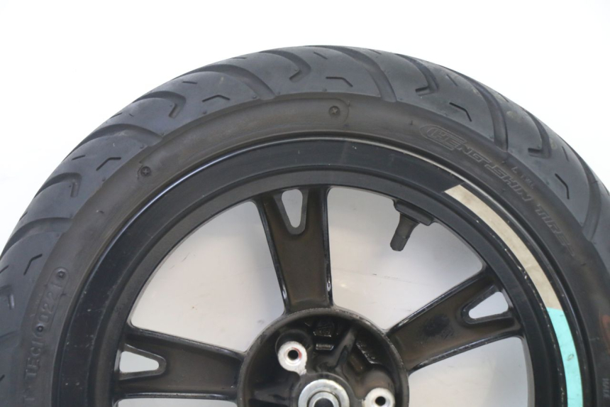 photo de OBRĘCZ PRZEDNIA I OPONA PEUGEOT KISBEE 4T 50 (2018 - 2022) - Część sprawdzona