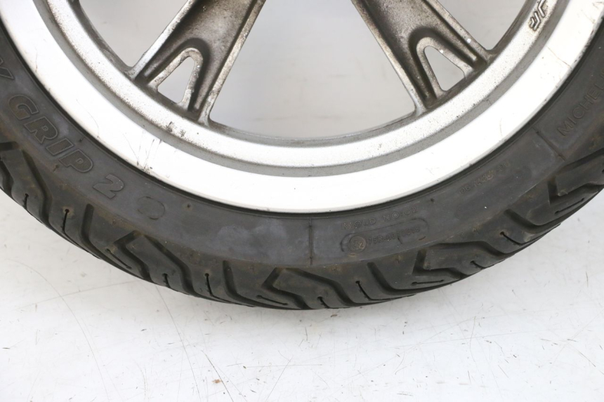 photo de OBRĘCZ PRZEDNIA I OPONA PEUGEOT KISBEE 4T 50 (2010 - 2017) - Widok produktu