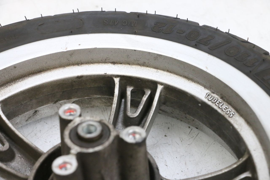 photo de OBRĘCZ PRZEDNIA I OPONA PEUGEOT KISBEE 4T 50 (2010 - 2017) - Widok ogólny