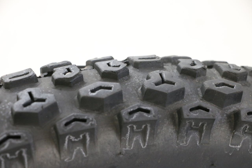 photo de OBRĘCZ PRZEDNIA I OPONA KYMCO STRYKER OFF ROAD 125 (1999 - 2005) - Inny kąt widzenia