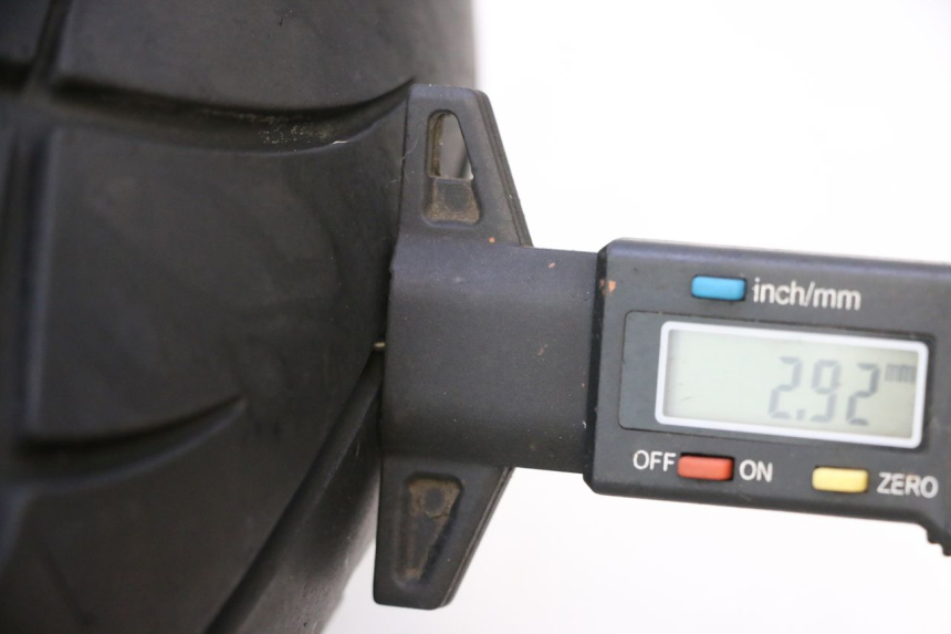 photo de OBRĘCZ PRZEDNIA I OPONA KYMCO LIKE 125 (2009 - 2016) - Szczegół części