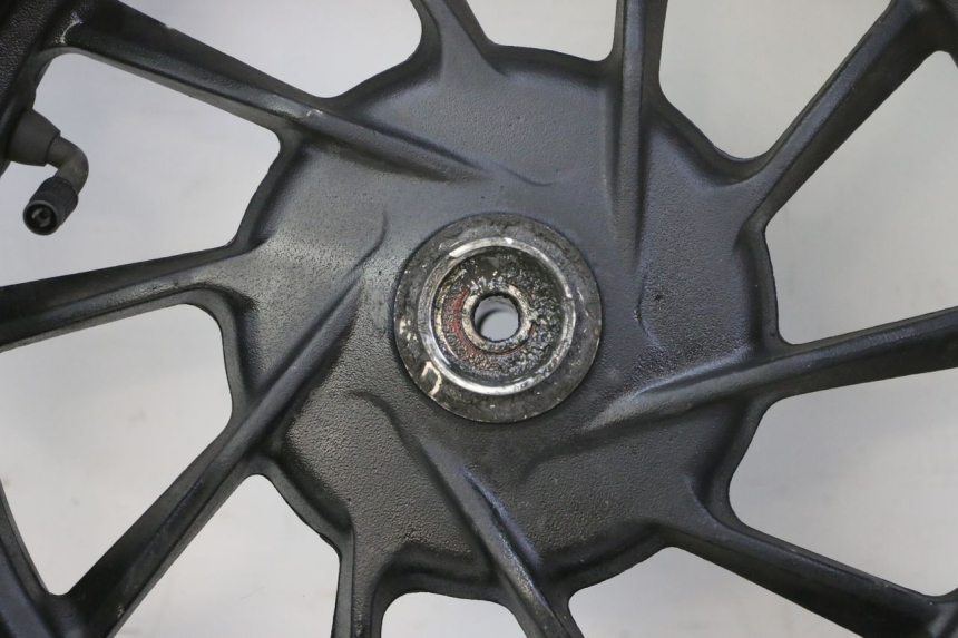 photo de OBRĘCZ PRZEDNIA I OPONA KYMCO LIKE 4T 50 (2019 - 2025) - Kontrola wizualna