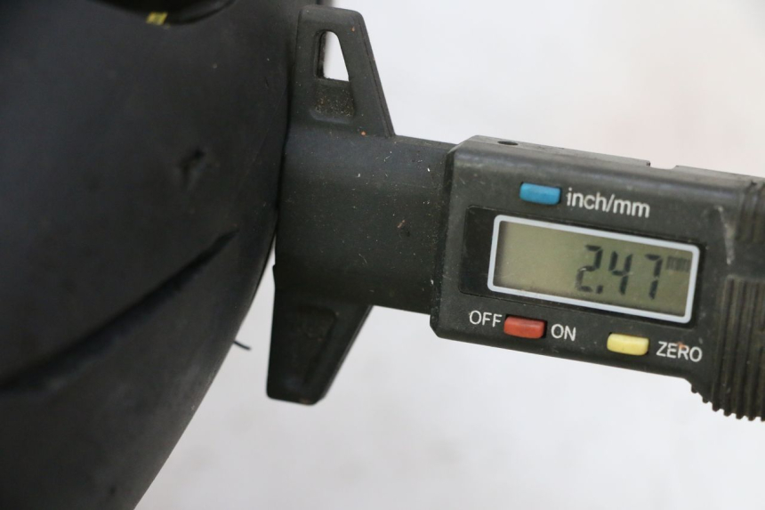 photo de OBRĘCZ PRZEDNIA I OPONA KYMCO LIKE 4T 50 (2019 - 2025) - Zbliżenie techniczne