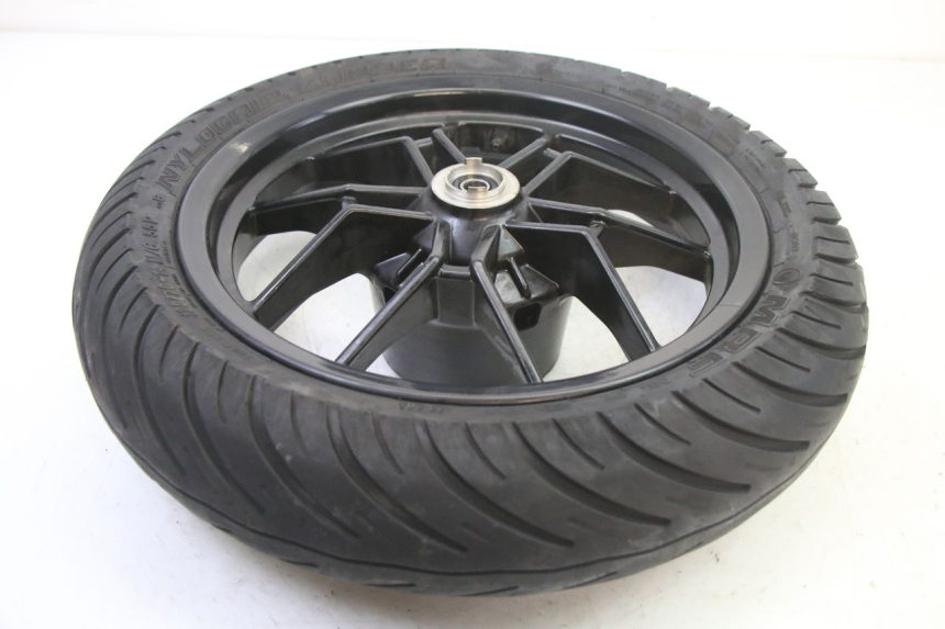 photo de OBRĘCZ PRZEDNIA I OPONA PIAGGIO NEW TYPHOON 50 (2018 - 2021) - Szczegół części