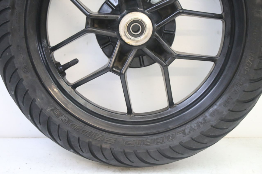 photo de OBRĘCZ PRZEDNIA I OPONA PIAGGIO NEW TYPHOON 50 (2018 - 2021) - Inny kąt widzenia