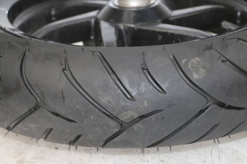 photo de OBRĘCZ PRZEDNIA I OPONA PIAGGIO NRG POWER PUREJET 50 (2018 - 2021) - Zoom stanu zużycia