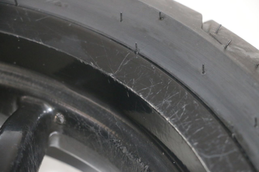 photo de OBRĘCZ PRZEDNIA I OPONA PIAGGIO NRG POWER PUREJET 50 (2018 - 2021) - Stan powierzchni