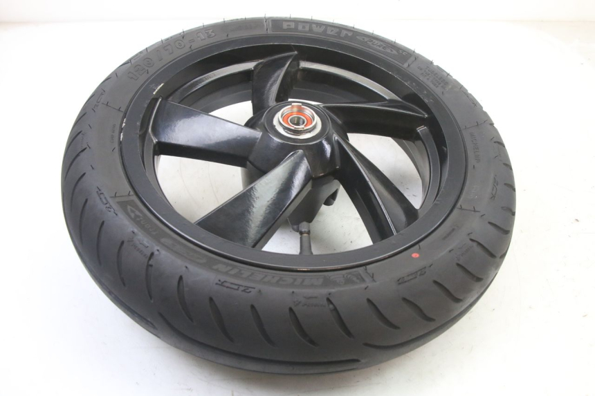 photo de OBRĘCZ PRZEDNIA I OPONA PEUGEOT CITYSTAR 2T 50 (2018 - 2021) - Szczegół części