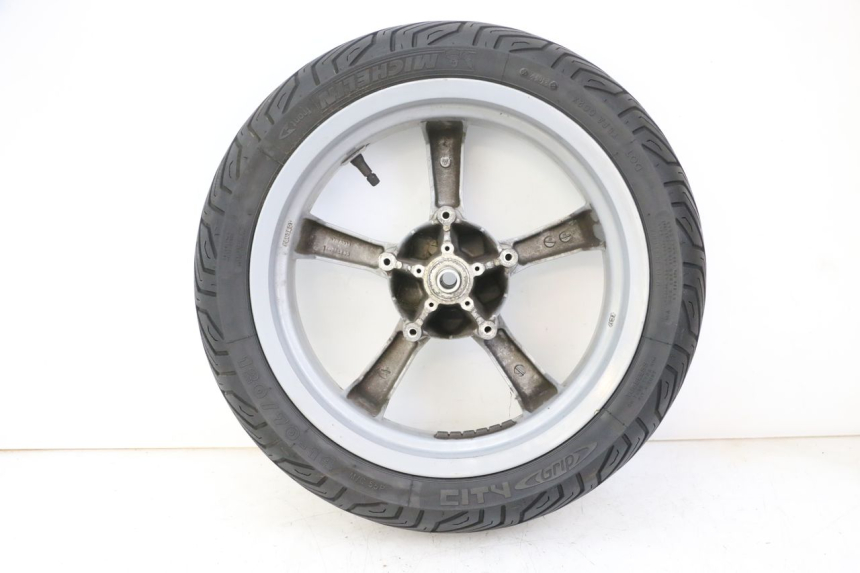 photo de OBRĘCZ PRZEDNIA I OPONA PEUGEOT SATELIS 125 (2013 - 2018) - Punkty mocowania