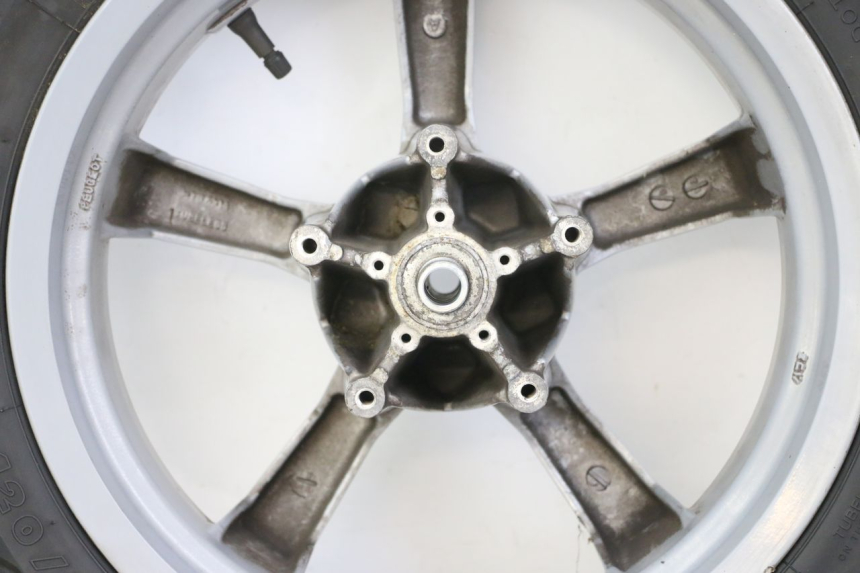 photo de OBRĘCZ PRZEDNIA I OPONA PEUGEOT SATELIS 125 (2013 - 2018) - Stan powierzchni