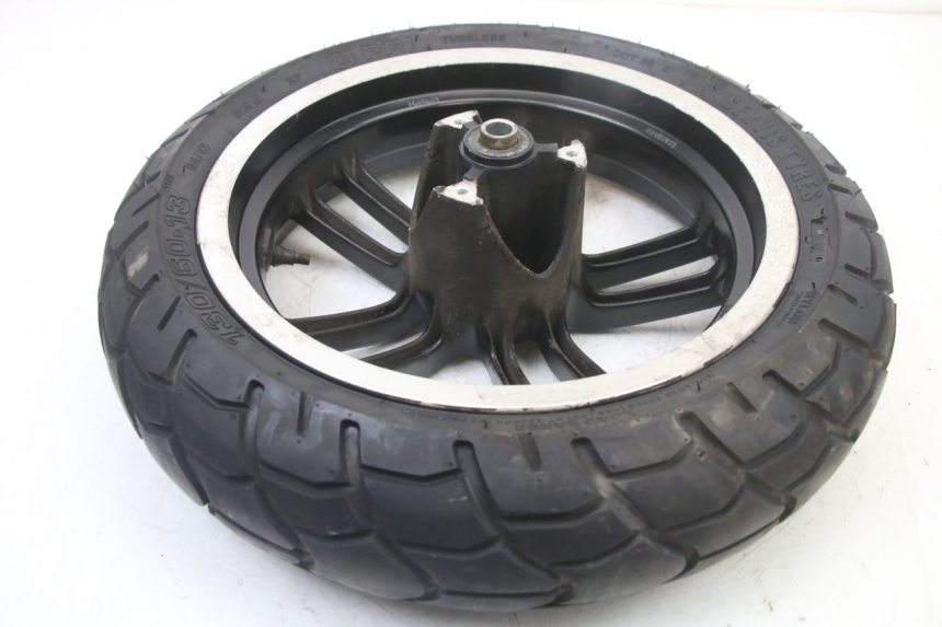 photo de OBRĘCZ PRZEDNIA I OPONA PEUGEOT SPEEDFIGHT 3 LC 2T 50 (2009 - 2015) - Punkty mocowania