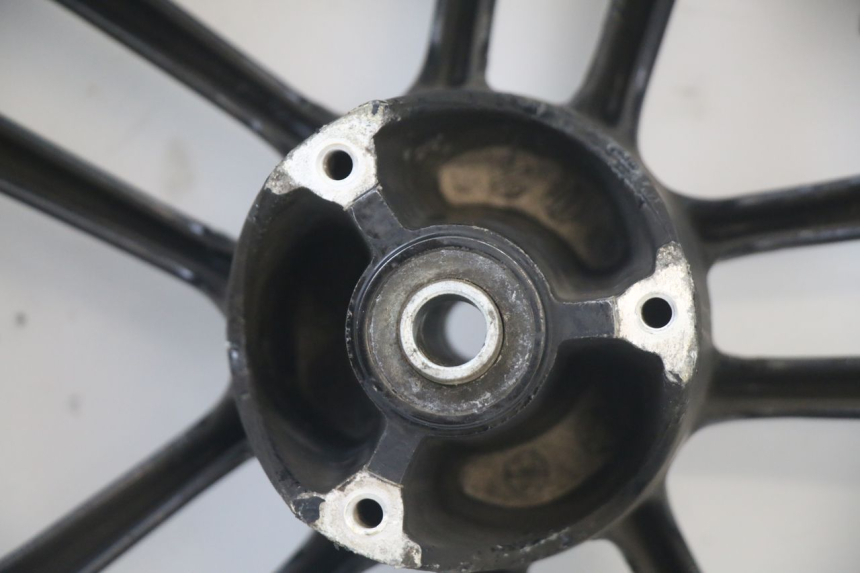 photo de OBRĘCZ PRZEDNIA I OPONA PEUGEOT SPEEDFIGHT 3 LC 2T 50 (2009 - 2015) - Oznaczenia i referencje