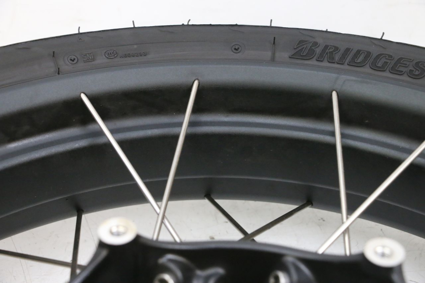 photo de OBRĘCZ PRZEDNIA I OPONA BMW R GS 1250 (2021 - 2024) - Punkty mocowania