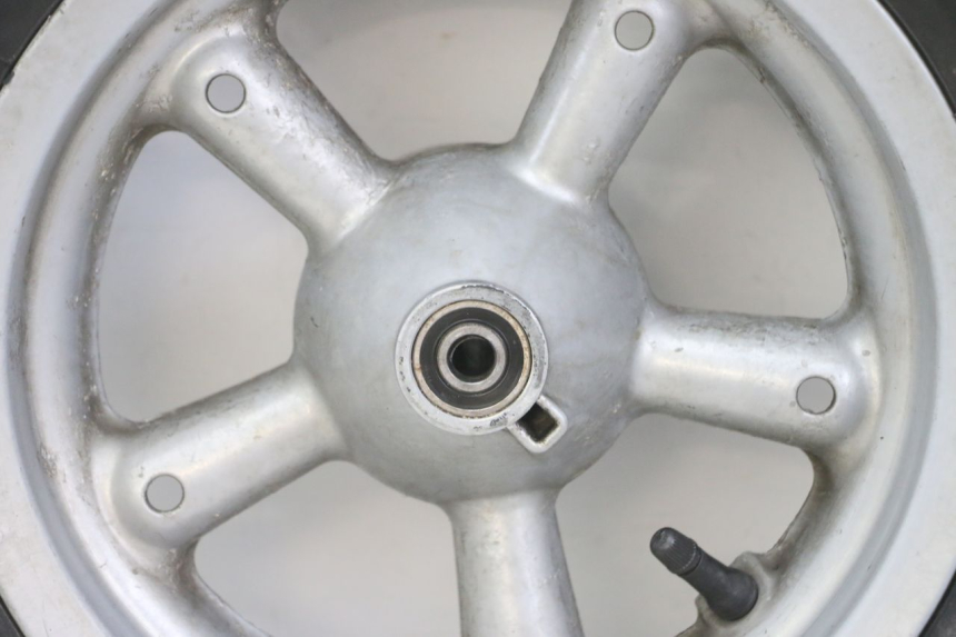 photo de OBRĘCZ PRZEDNIA I OPONA APRILIA RALLY AC 50 (1995 - 2004) - Część sprawdzona