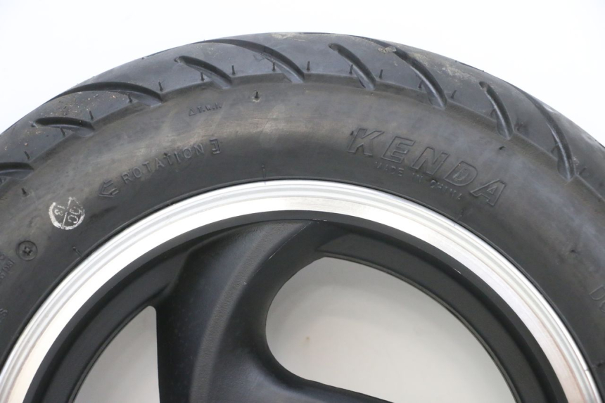 photo de OBRĘCZ PRZEDNIA I OPONA JM MOTORS SANTANA EVO 50 (2024 - 2026) - Zbliżenie komponentów