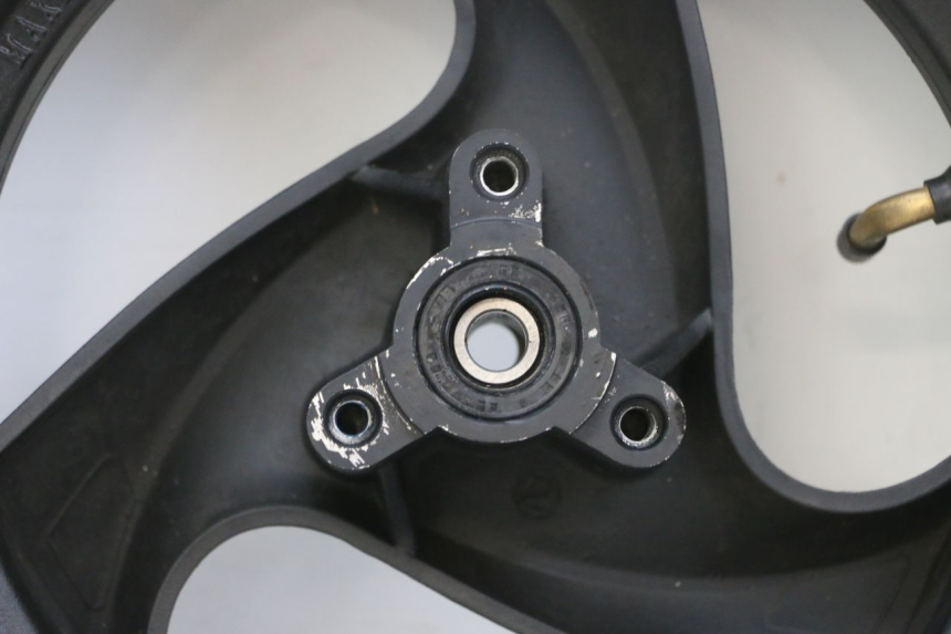 photo de OBRĘCZ PRZEDNIA I OPONA JM MOTORS SANTANA EVO 50 (2024 - 2026) - Oznaczenia i referencje