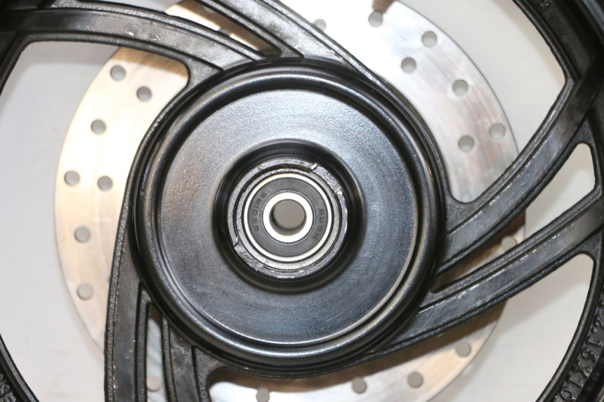 photo de OBRĘCZ PRZEDNIA I OPONA JM MOTORS SANTANA 50 (2014 - 2023) - Oznaczenia i referencje