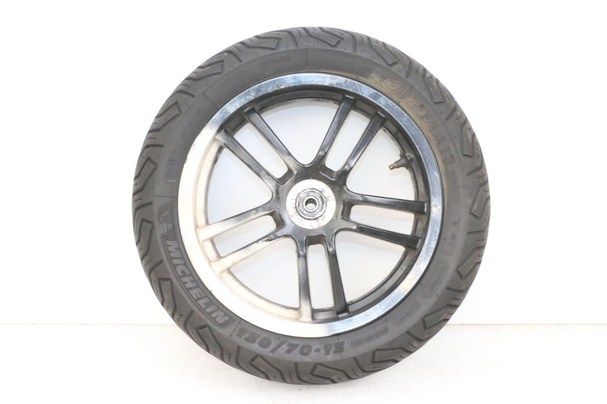 photo de OBRĘCZ PRZEDNIA I OPONA PEUGEOT SPEEDFIGHT 4 4T EFI 50 (2021 - 2025) - Widok główny