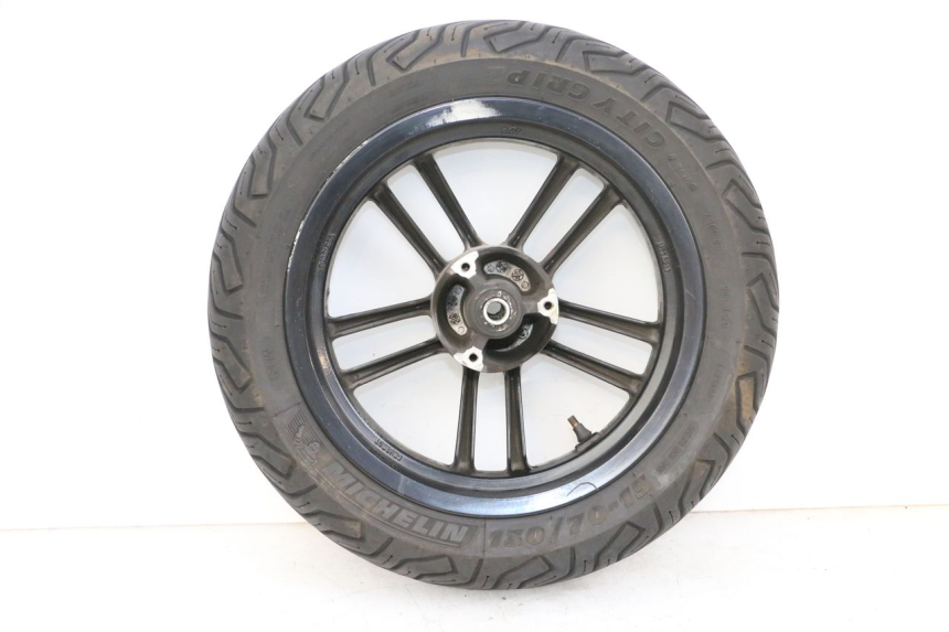 photo de OBRĘCZ PRZEDNIA I OPONA PEUGEOT SPEEDFIGHT 4 4T EFI 50 (2021 - 2025) - Szczegół części