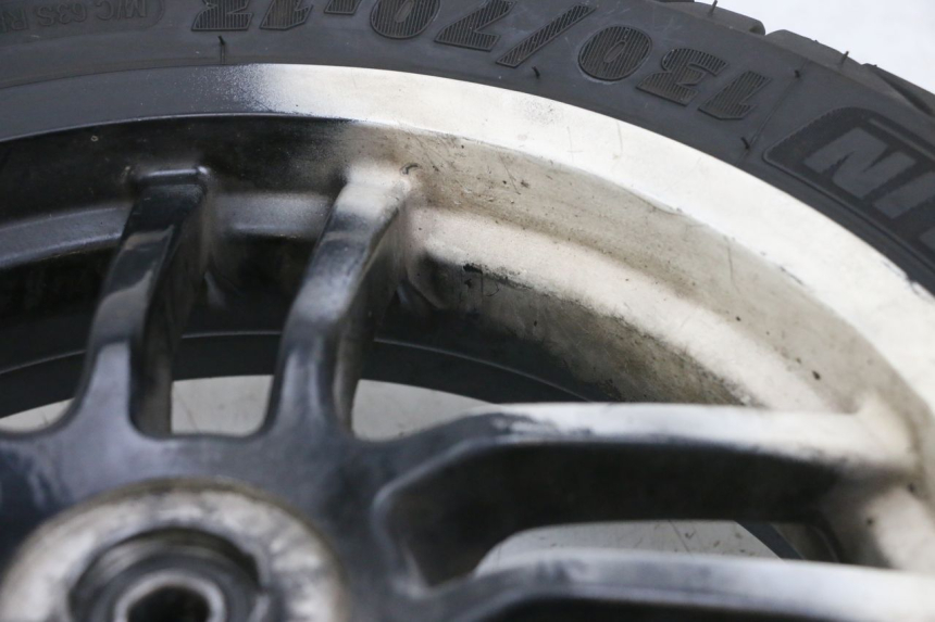 photo de OBRĘCZ PRZEDNIA I OPONA PEUGEOT SPEEDFIGHT 4 4T EFI 50 (2021 - 2025) - Punkty mocowania