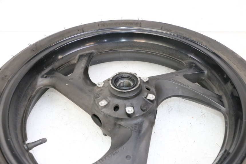 photo de OBRĘCZ PRZEDNIA I OPONA HONDA ST PAN EUROPEAN 1300 (2002 - 2013) - Widok ogólny