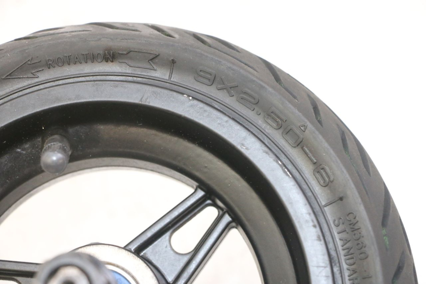 photo de OBRĘCZ PRZEDNIA I OPONA NAMI STELLAR 1 - Część sprawdzona