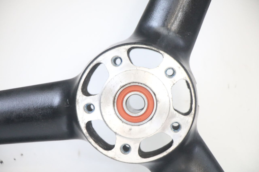 photo de OBRĘCZ PRZEDNIA I OPONA SUZUKI GSF S BANDIT 600 (2000 - 2004) - Widok produktu