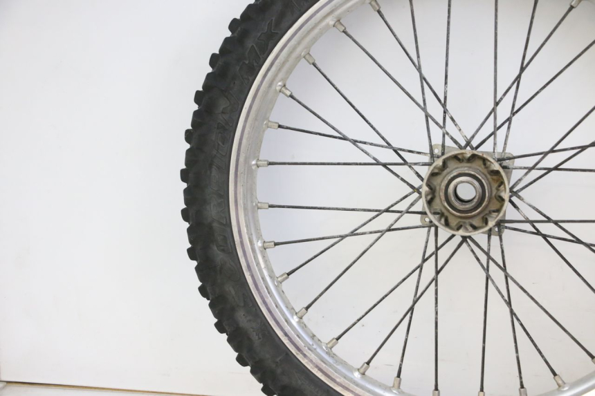 photo de OBRĘCZ PRZEDNIA I OPONA KTM SX 85 (2013 - 2017) - Widok profilu