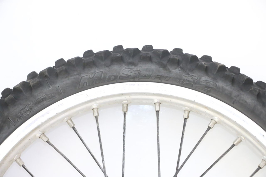 photo de OBRĘCZ PRZEDNIA I OPONA KTM SX 85 (2013 - 2017) - Zbliżenie techniczne