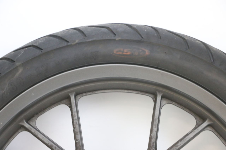 photo de OBRĘCZ PRZEDNIA I OPONA KSR TR SM 50 (2015 - 2018) - Widok z bliska