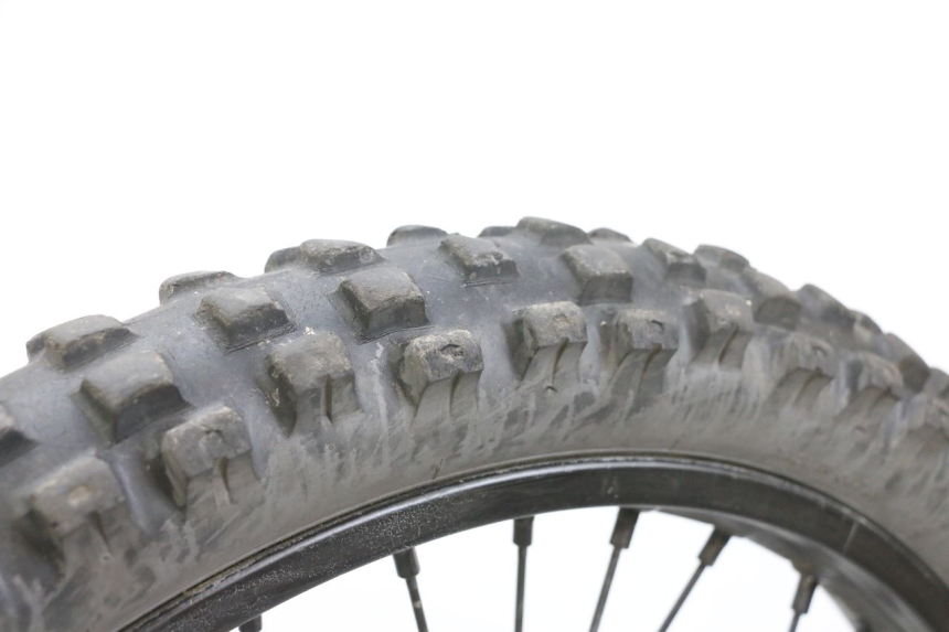 photo de OBRĘCZ PRZEDNIA I OPONA YAMAHA TTR 125 (2000 - 2020) - Szczegół części
