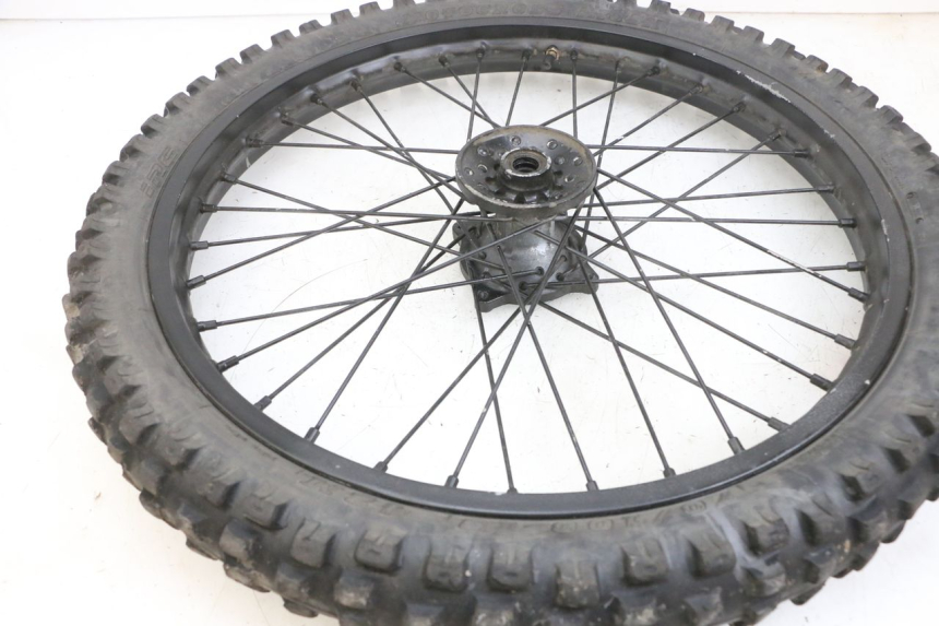 photo de OBRĘCZ PRZEDNIA I OPONA YAMAHA TTR 125 (2000 - 2020) - Inny kąt widzenia