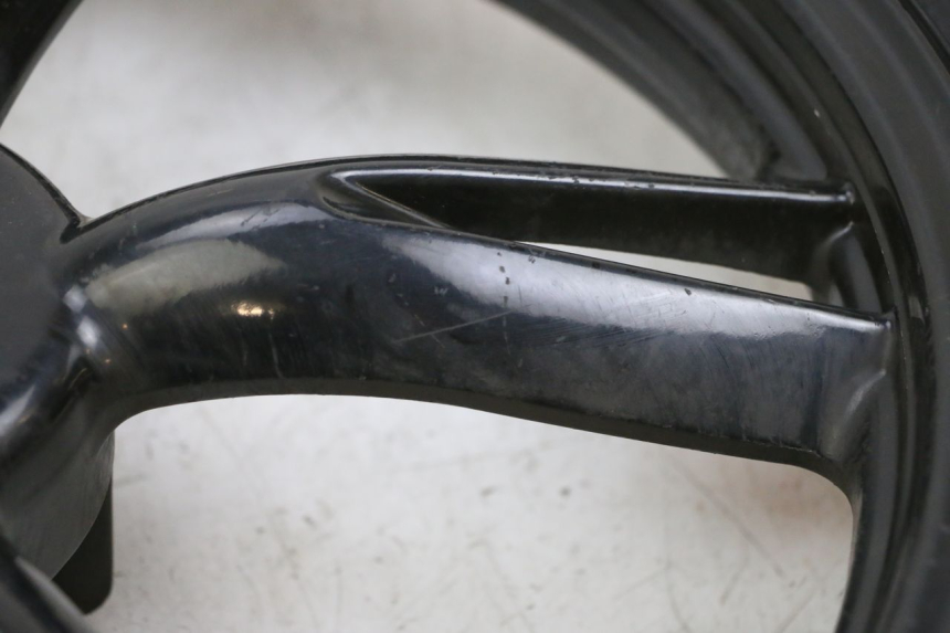 photo de OBRĘCZ PRZEDNIA I OPONA PEUGEOT TWEET PRO EFI 4T 50 (2021 - 2022) - Widok ogólny