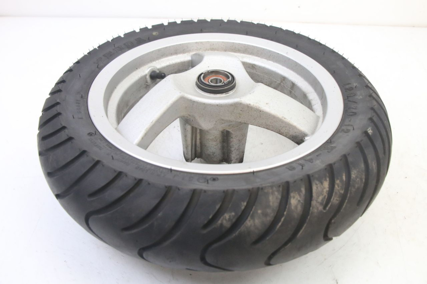 photo de OBRĘCZ PRZEDNIA I OPONA PEUGEOT VIVACITY NEW 2T 50 (2008 - 2017) - Szczegół części