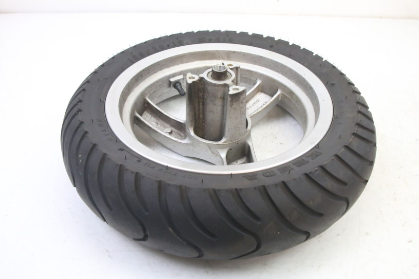 photo de OBRĘCZ PRZEDNIA I OPONA PEUGEOT VIVACITY NEW 2T 50 (2008 - 2017) - Punkty mocowania