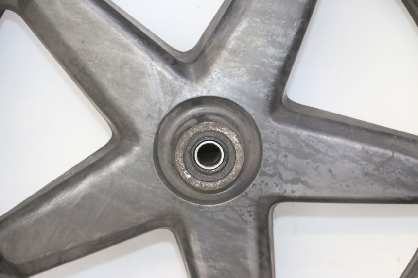 photo de OBRĘCZ PRZEDNIA I OPONA YAMAHA X-MAX XMAX 125 (2010 - 2013) - Widok profilu