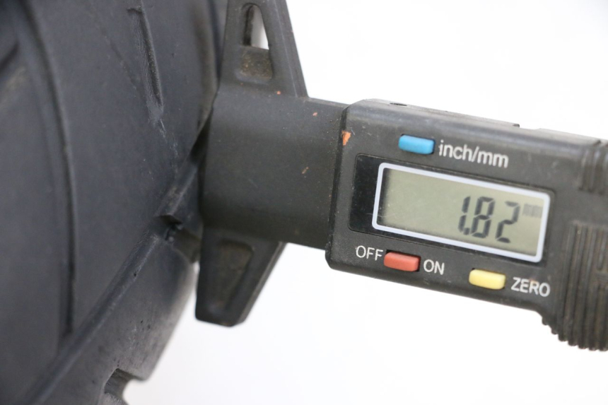 photo de OBRĘCZ PRZEDNIA I OPONA YAMAHA XMAX X-MAX 125 (2006 - 2009) - Zoom jakości