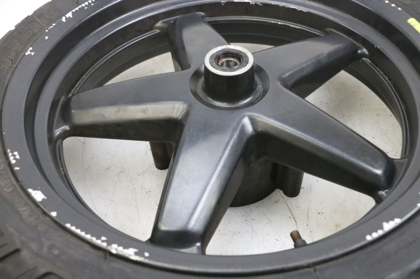 photo de OBRĘCZ PRZEDNIA I OPONA YAMAHA XMAX X-MAX 125 (2006 - 2009) - Inny kąt widzenia